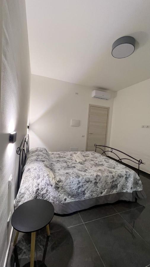 B&B Ladislaus Ladispoli Bagian luar foto