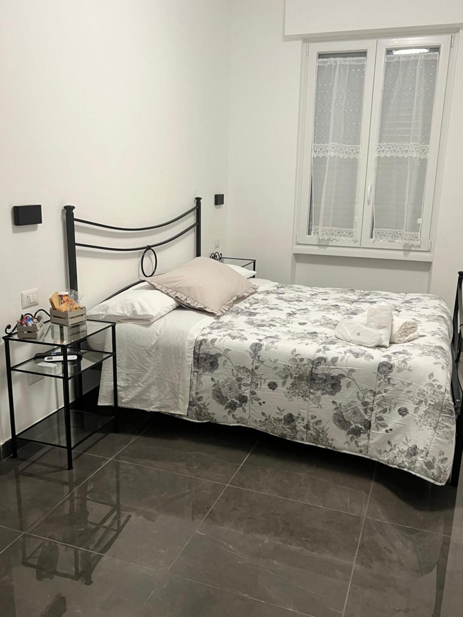 B&B Ladislaus Ladispoli Bagian luar foto