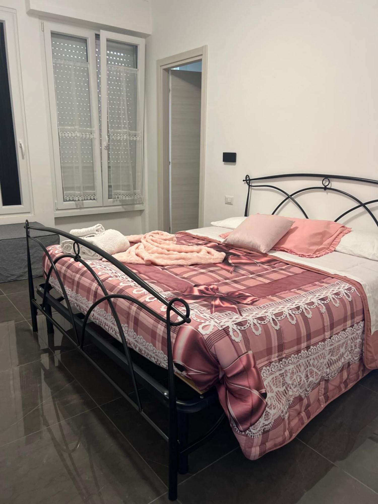B&B Ladislaus Ladispoli Bagian luar foto